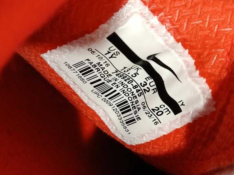 Футзалки Nike Hypervenomx Phade ii ic розмір 32