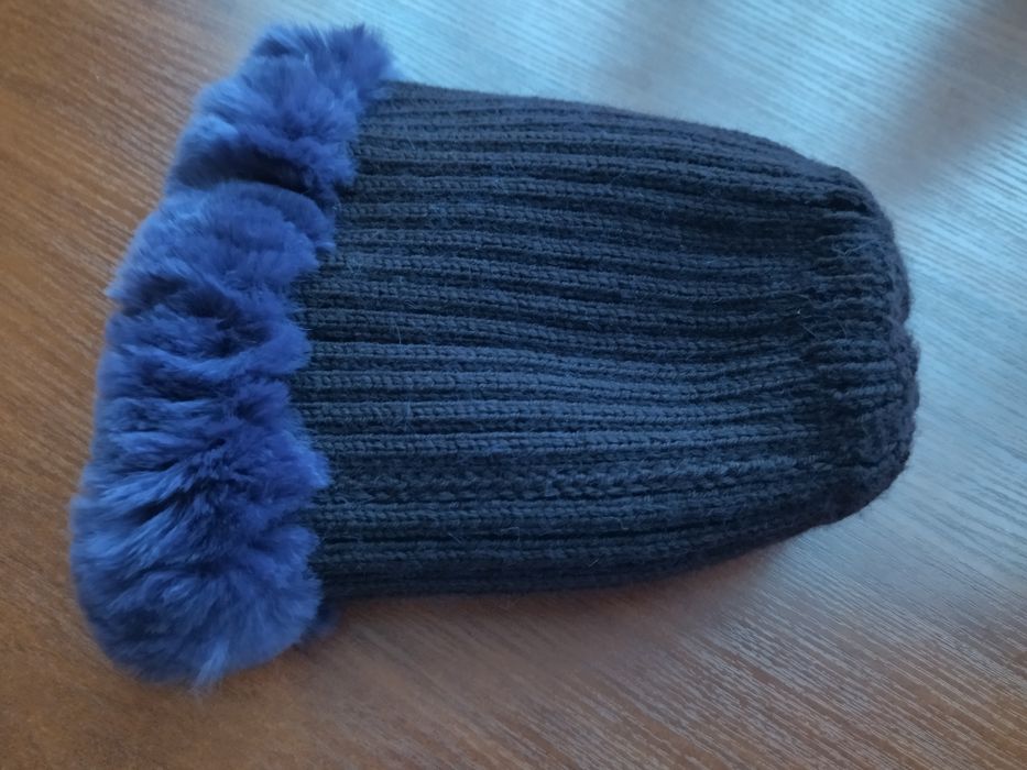 Зимняя шапка женская натуральный мех кролик