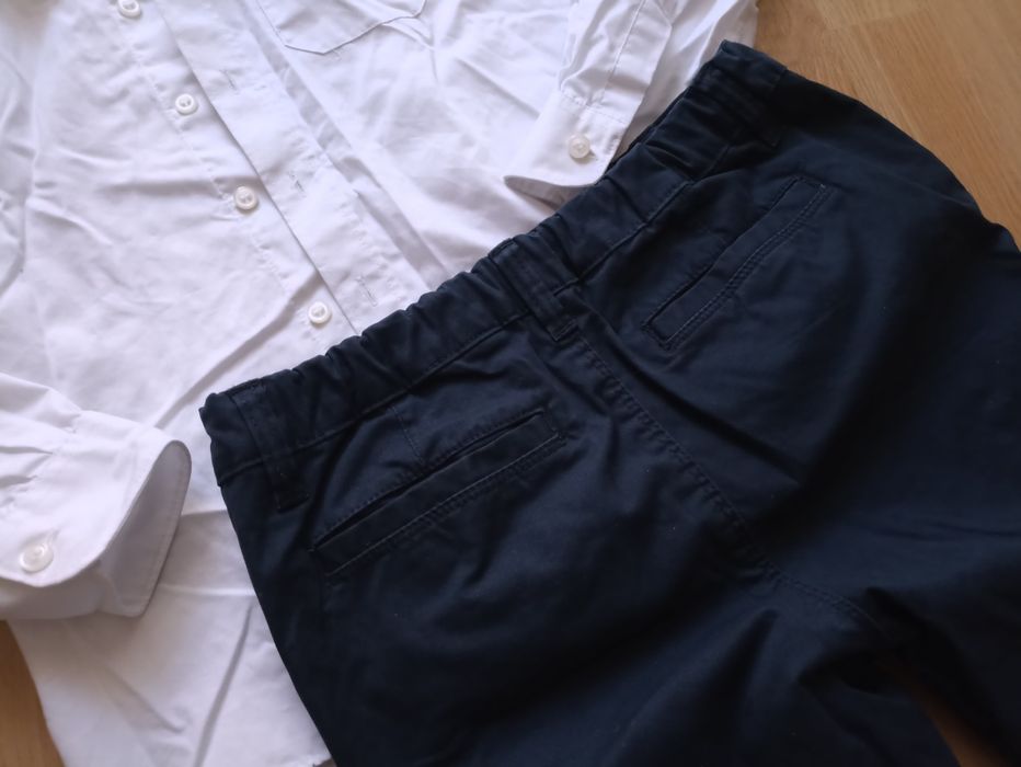 Біла сорочка, брюки для хлопця, розмір 146