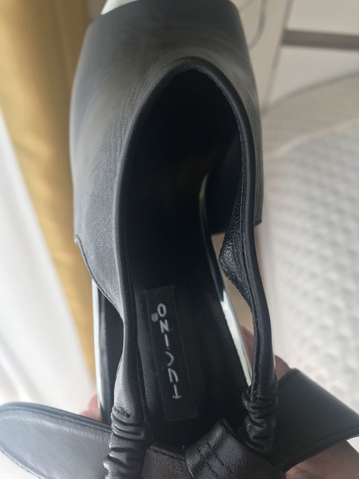 Кожаные босоножки, tucino