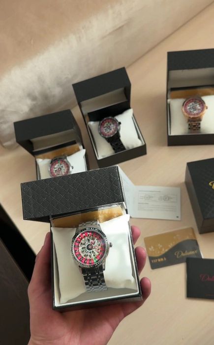 Часы Рулетка казино