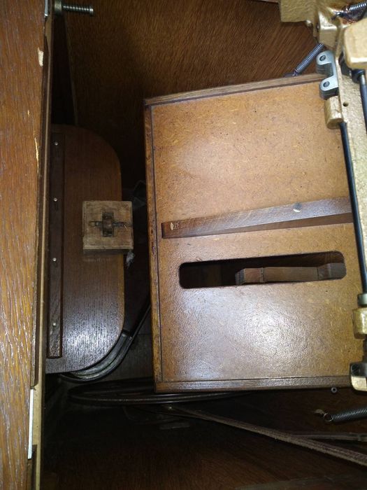 Німецька швейна електромашинка Kohler