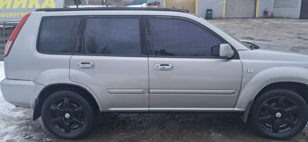 Продам нисан т30