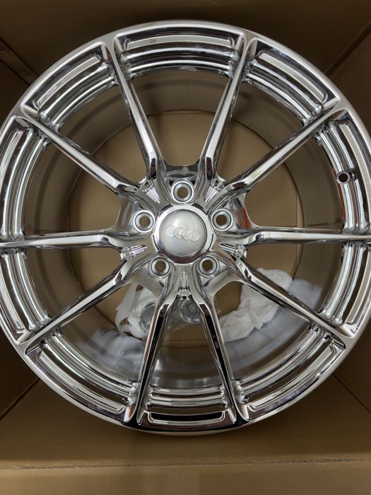 Jantes 18 Audi estilo HRE P104SC cromadas.