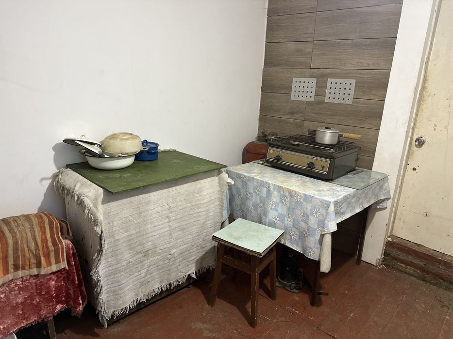 Продам будинок в Троянові (в центрі)