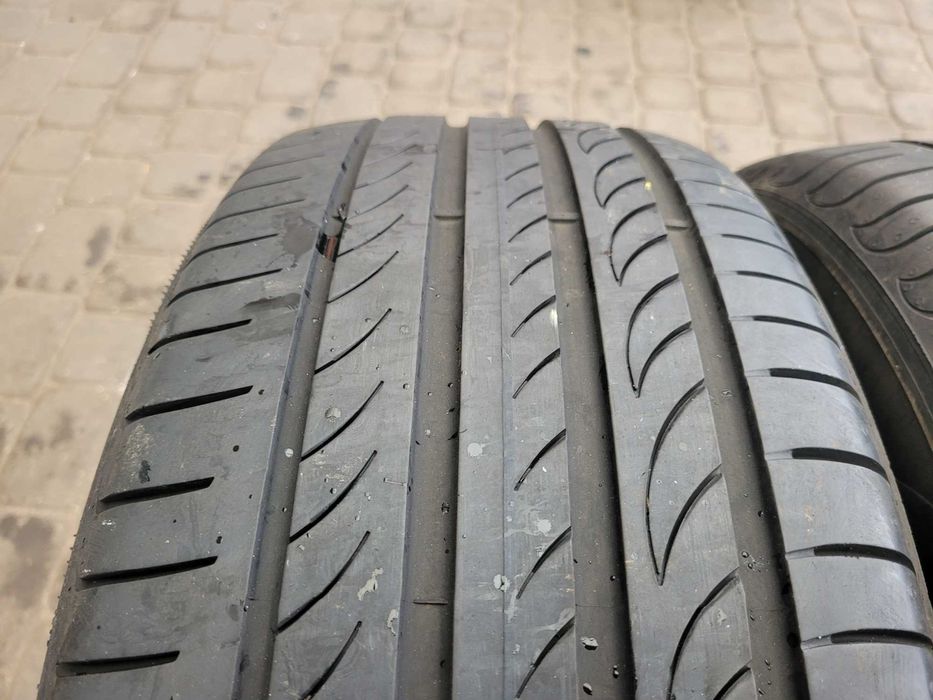 235 / 55  R 17  Pirelli