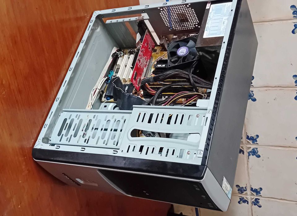 Broken Secretary Computer430093072503285762
