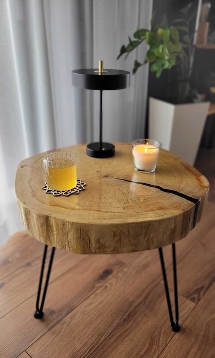 Unikatowy stolik kawowy z plastra klonu – Hand-made, Żywica