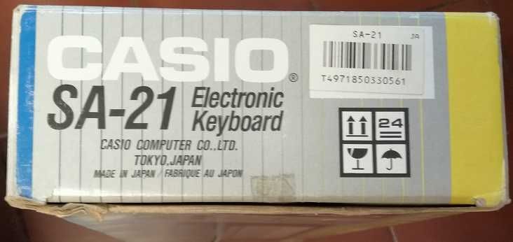 Casio SA-21 32 Keys Electronic Keyboard, com caixa original