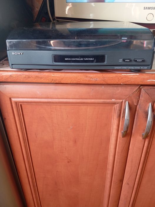 Gramofon Sony PS-LX49P