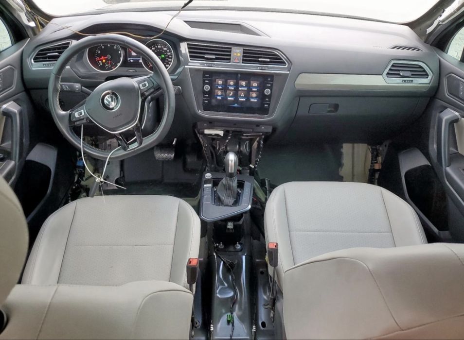 Volkswagen Tiguan SE