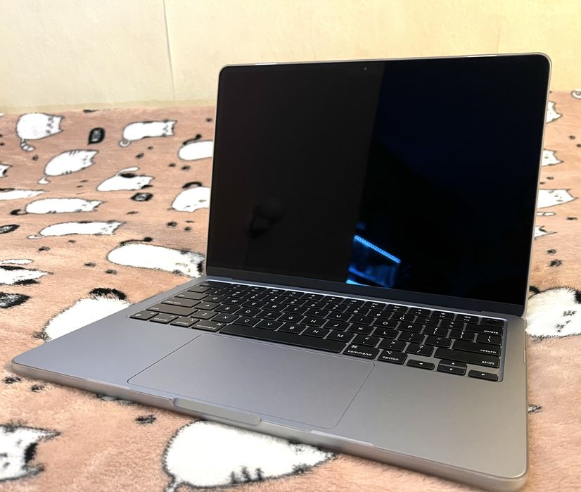 MacBook Air M3, 13.6” 2024р. Space gray, 256 gb. Стан ідеальний