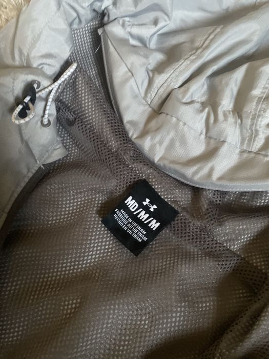 Kurtka przeciwdeszowa Under Armour Nowa