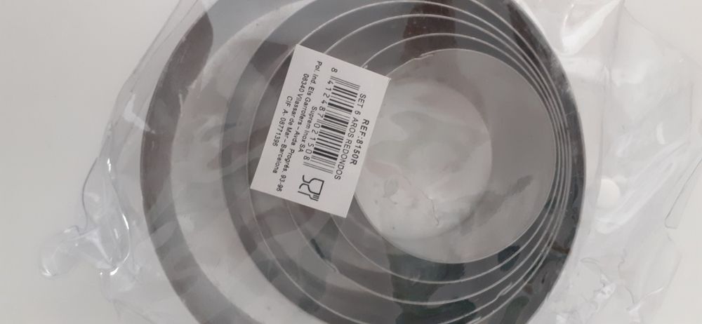 6 moldes redondos em inox