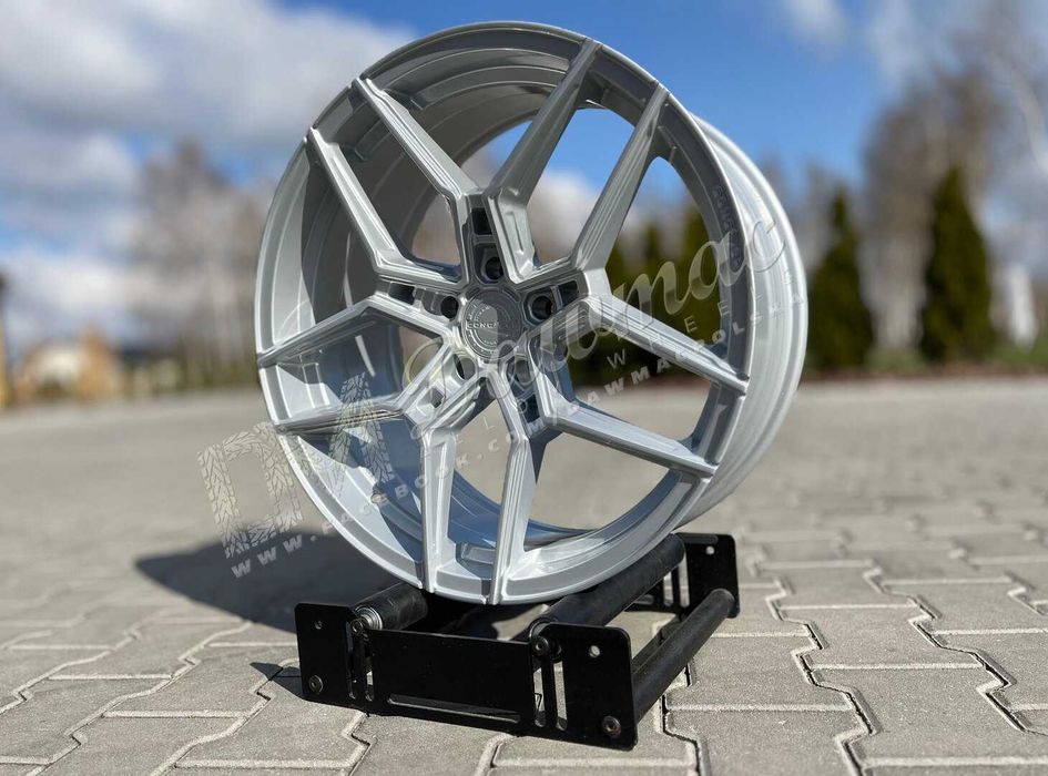 Felgi aluminiowe Concaver CVR5 20″ 9J ET20 5×114.3 Gloss Silver