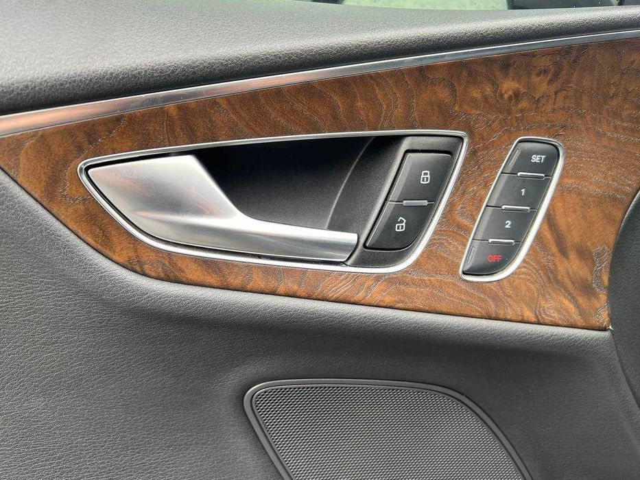 Audi    A7  2015