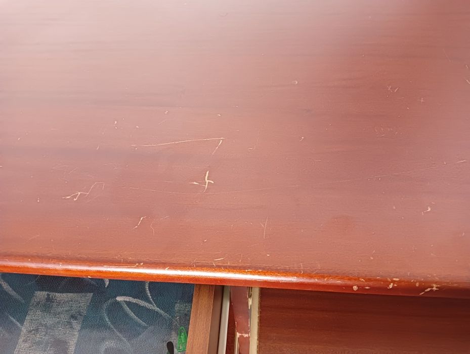 Secretária para computador e impressora