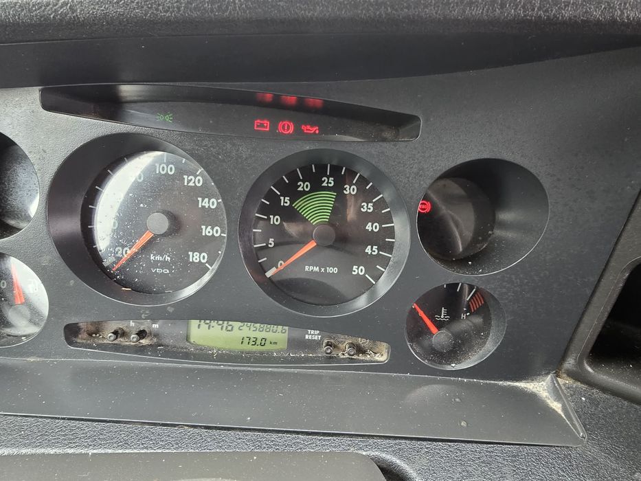 Iveco daily 2.3l - DIesel - 2006r - Brygadówka 7-os.