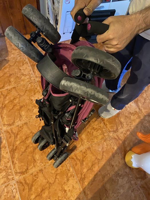 Carrinho de passeio infantil