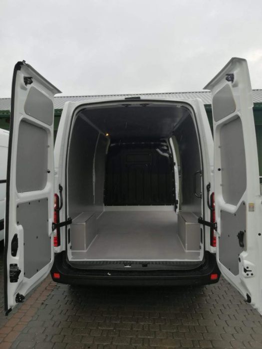 Opel Movano L3H2 Zabezpieczenie paki busa sklejką laminowaną