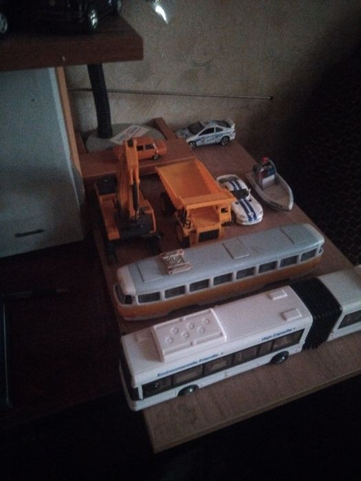 Продам модели машин