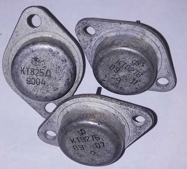 Транзисторы КТ825 Д: 20 грн. - Аксессуары и комплектующие Киев на Olx