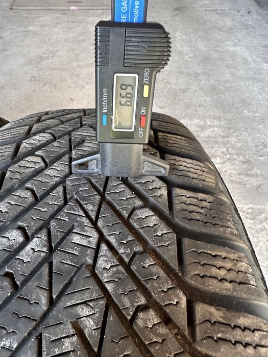 Резина зимная.     Pirelli.    215.55.17.   Romania