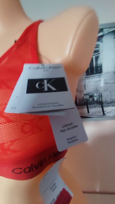 Nowy Stanik Calvin Klein S