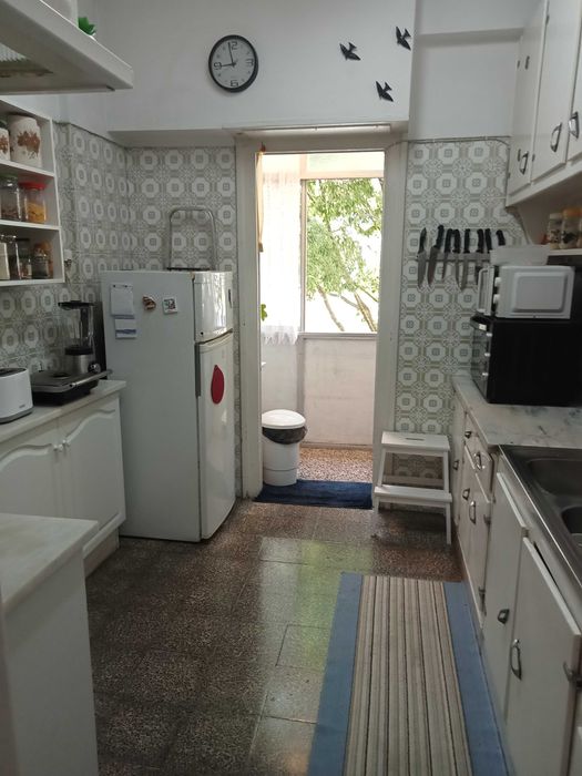 Quarto para arrendar em benfica