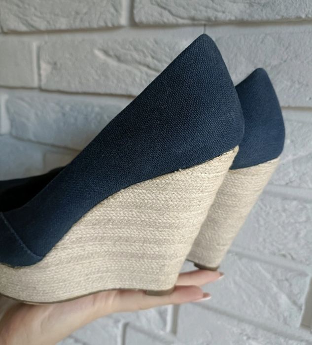 Espadryle na koturnie Koturny Reserved 36