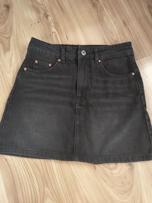 Nowa spódnica dżinsowa czarna Stradivarius