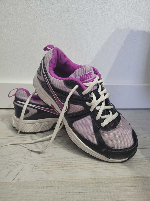 Buty damskie Nike Dart 9 roz 38