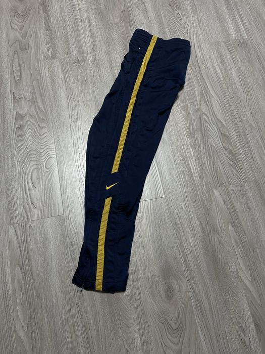 Спортивні штани Nike