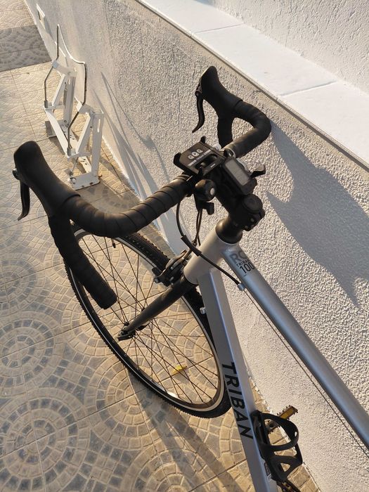 Bicicleta Estrada Triban RC100 + Capacete e Acessórios