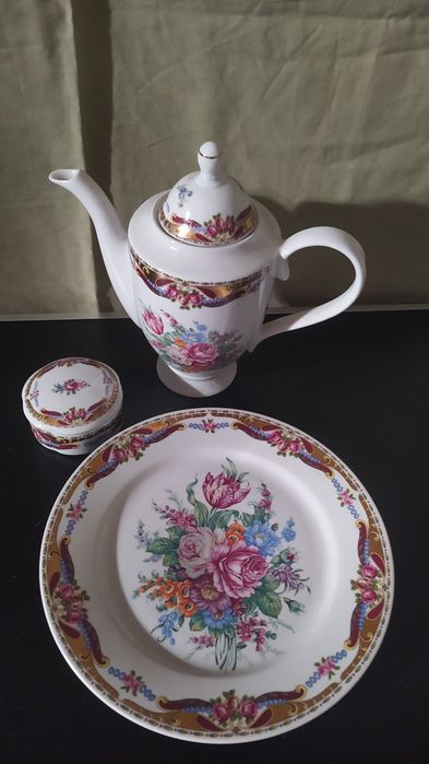 Limoges. Peças antigas. Vintage. 3 peças =30 euros.