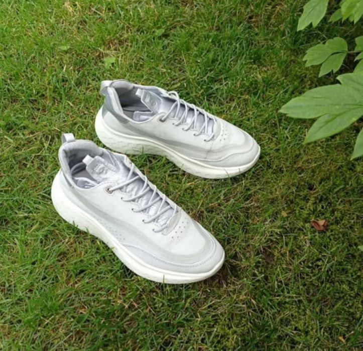 Кросівки жіночі шкіряні ECCO. Розмір 39, 40