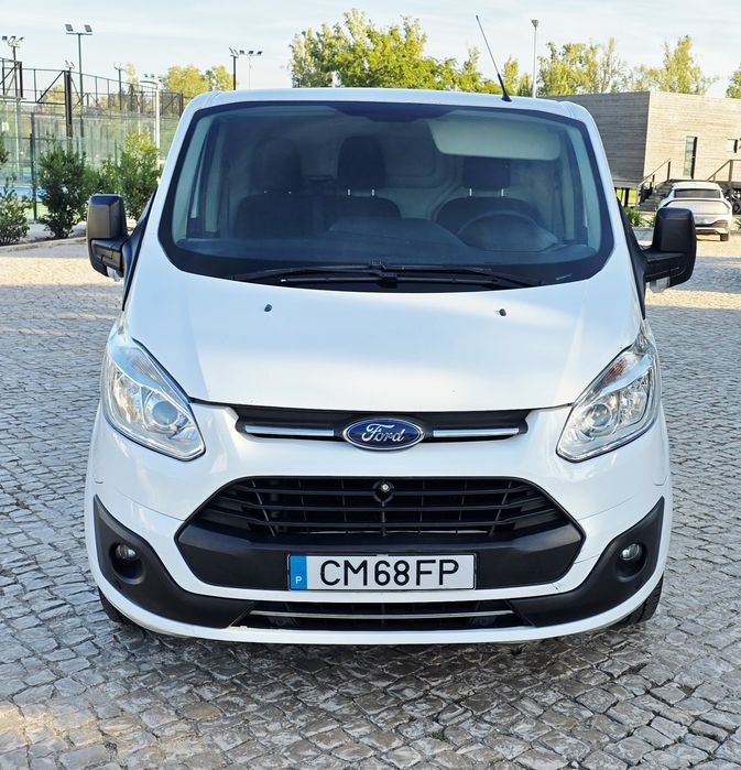 FORD TRANSIT CUSTOM 2.0 TDCi 130CV L2H1 – 2017 – 171.130 KM – IVA DEDUTÍVEL