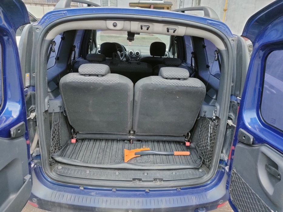 Продам Lada Largus 2015 , 7- мест. Газ/ Бензин