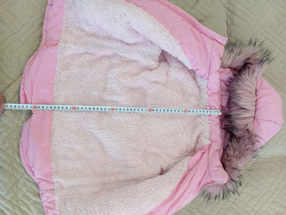 Продам курточку для дівчинки