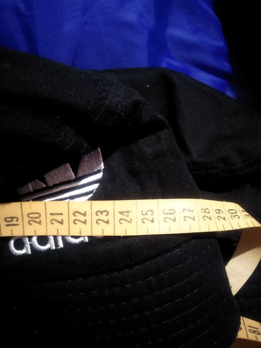Панами adidas та puma