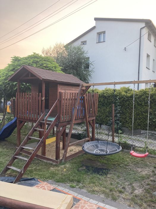 Domek drewniany  dla dzieci