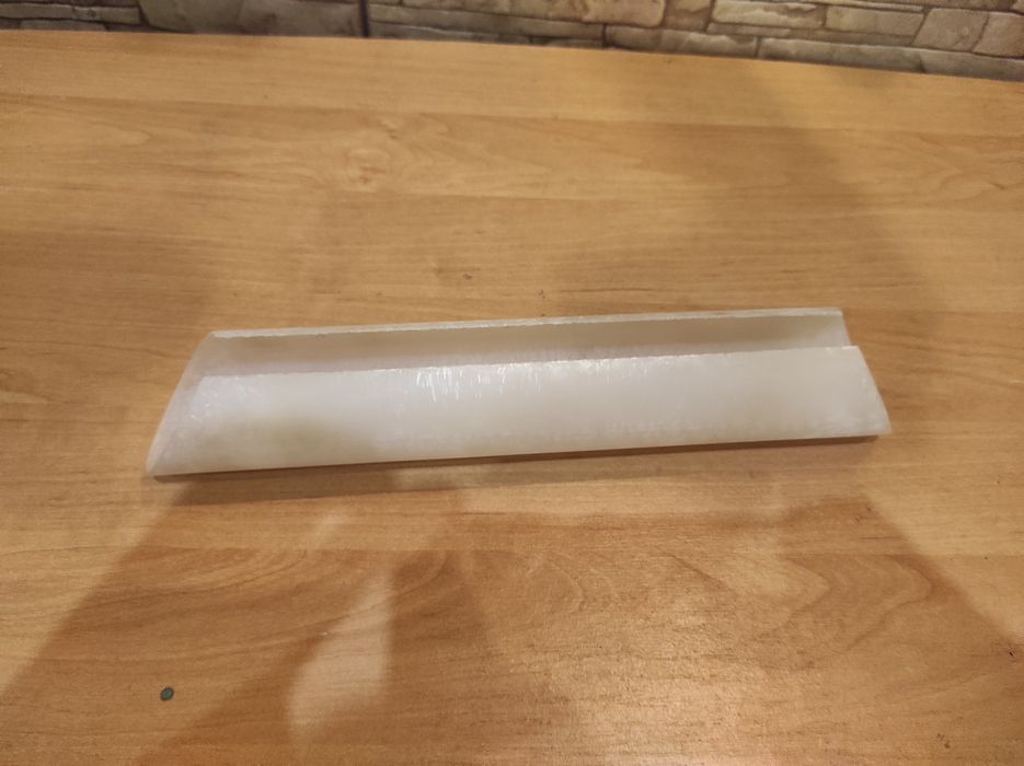 Продам плафон до дзеркала