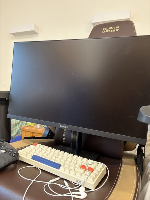 Monitor OMEN + Cadeira Alpha Gamer + Teclado e Comando
