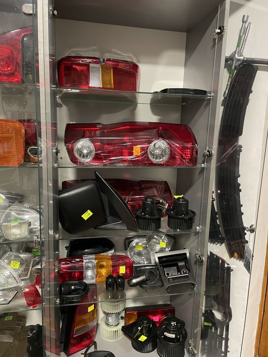 Оптика ліхтарі повороти стопи нові Фольксваген Опель Мерседес