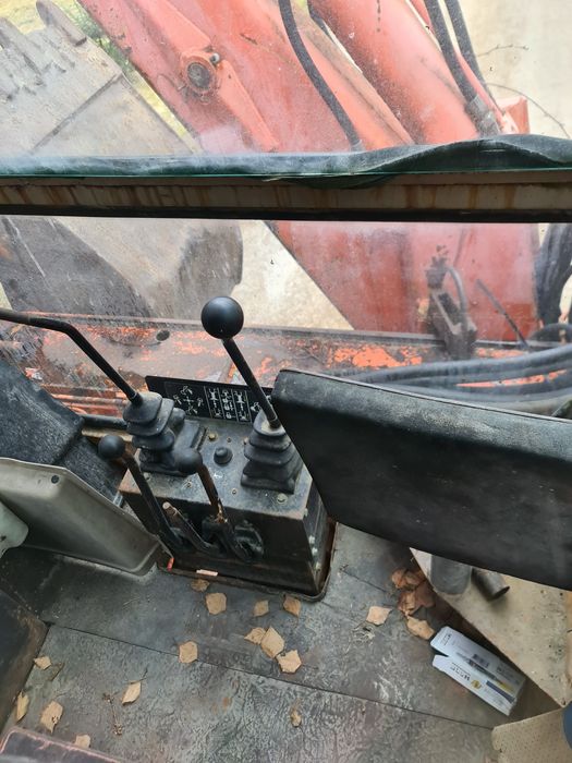 Sprzedam koparko-ładowarkę MF50HX. Rekin 4x4 silnik wolnossący ładnie pracuje.