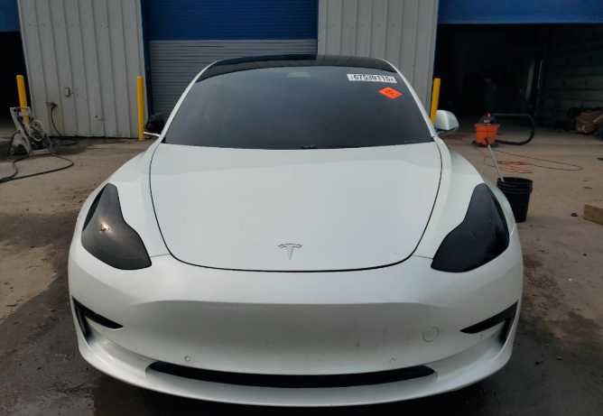 Передній бампер TESLA MODEL 3 тесла модел 3 розборка шрот