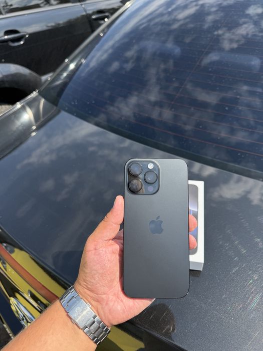 Продам Iphone 16 Pro Max