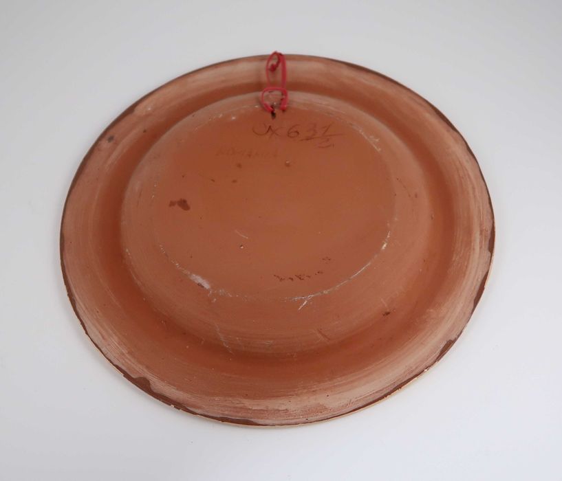 Prato de barro policromado Romênia