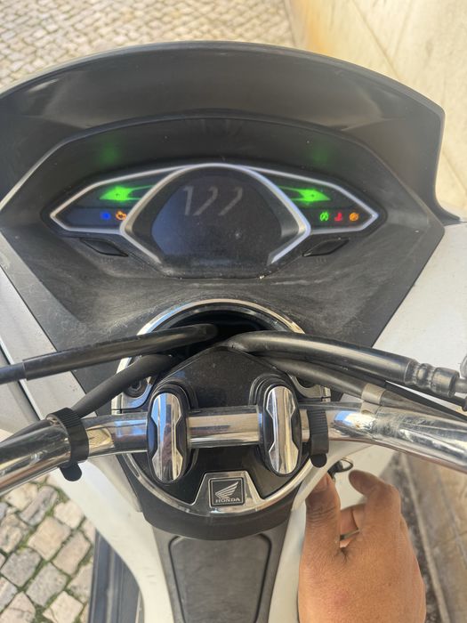 HONDA PCX 125 =16/7/1019