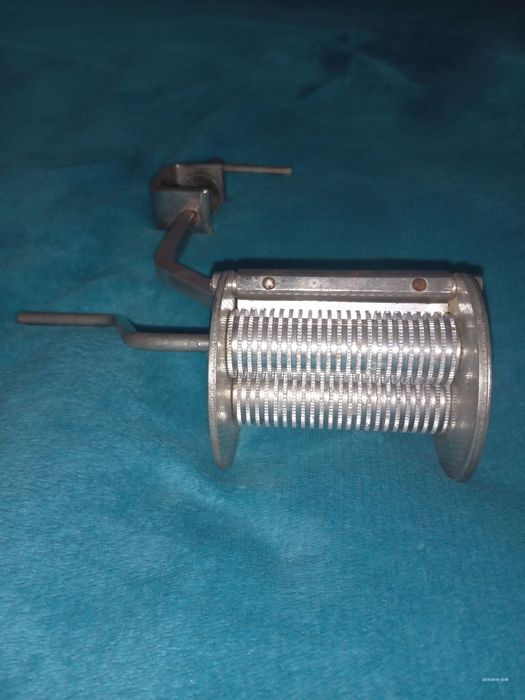 Sprzedam maszynkę do robienia makaronu